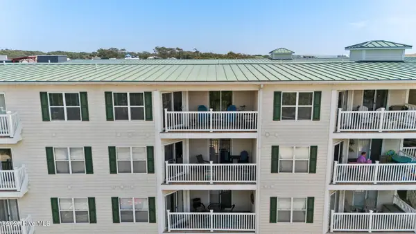 105 SE 58th Street # 8302, Oak Island, NC 28465