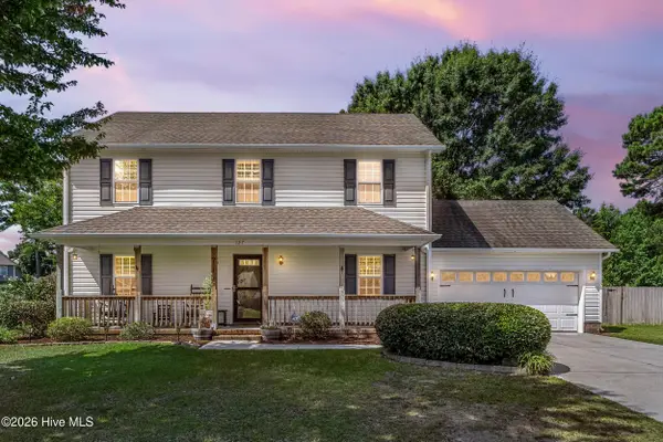 127 Trailwood Drive, Hubert, NC 28539