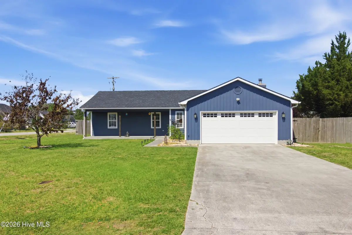 426 Oregon Trail, Hubert, NC 28539 - #1