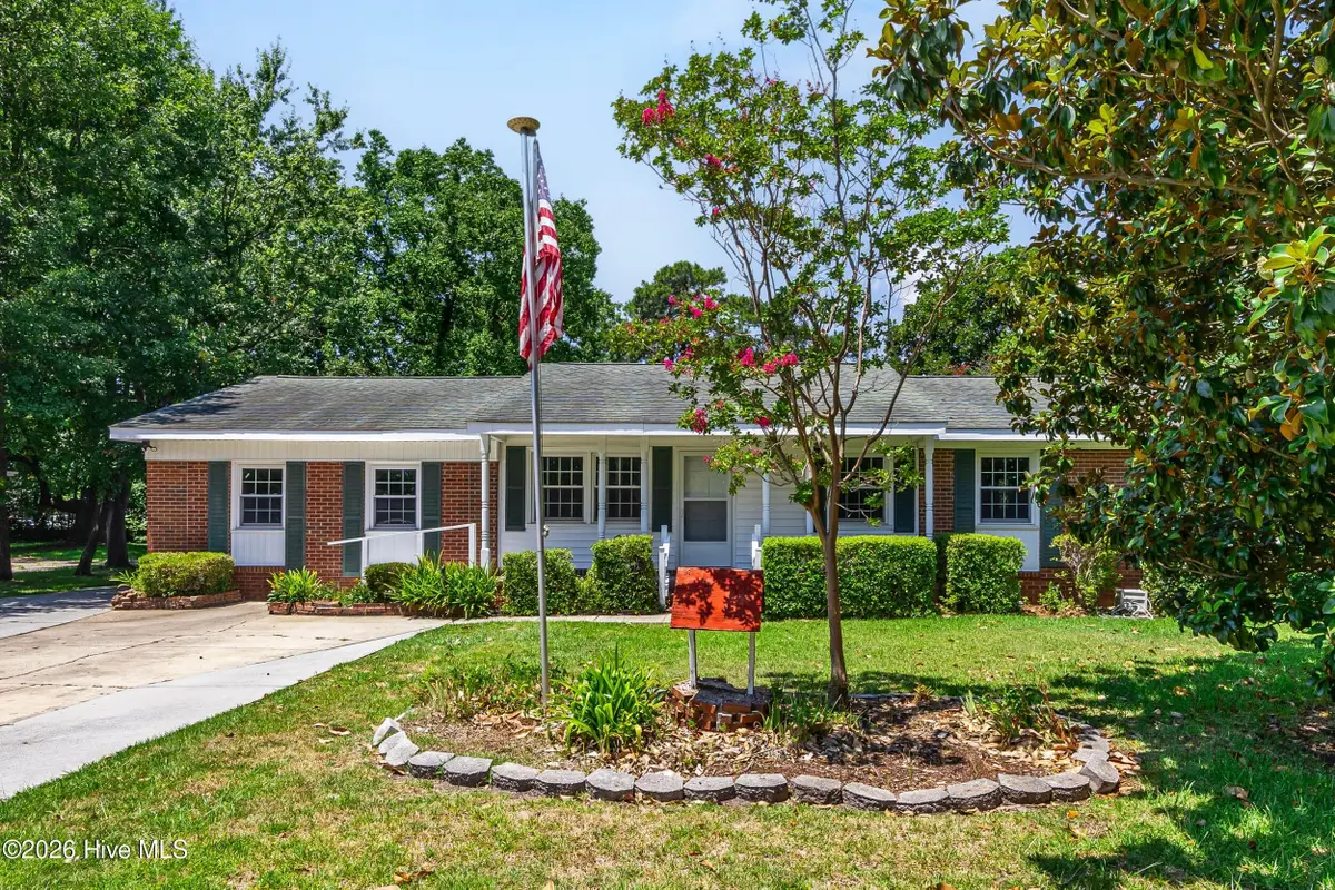 403 Oakwood Avenue, Jacksonville, NC 28546 - #1