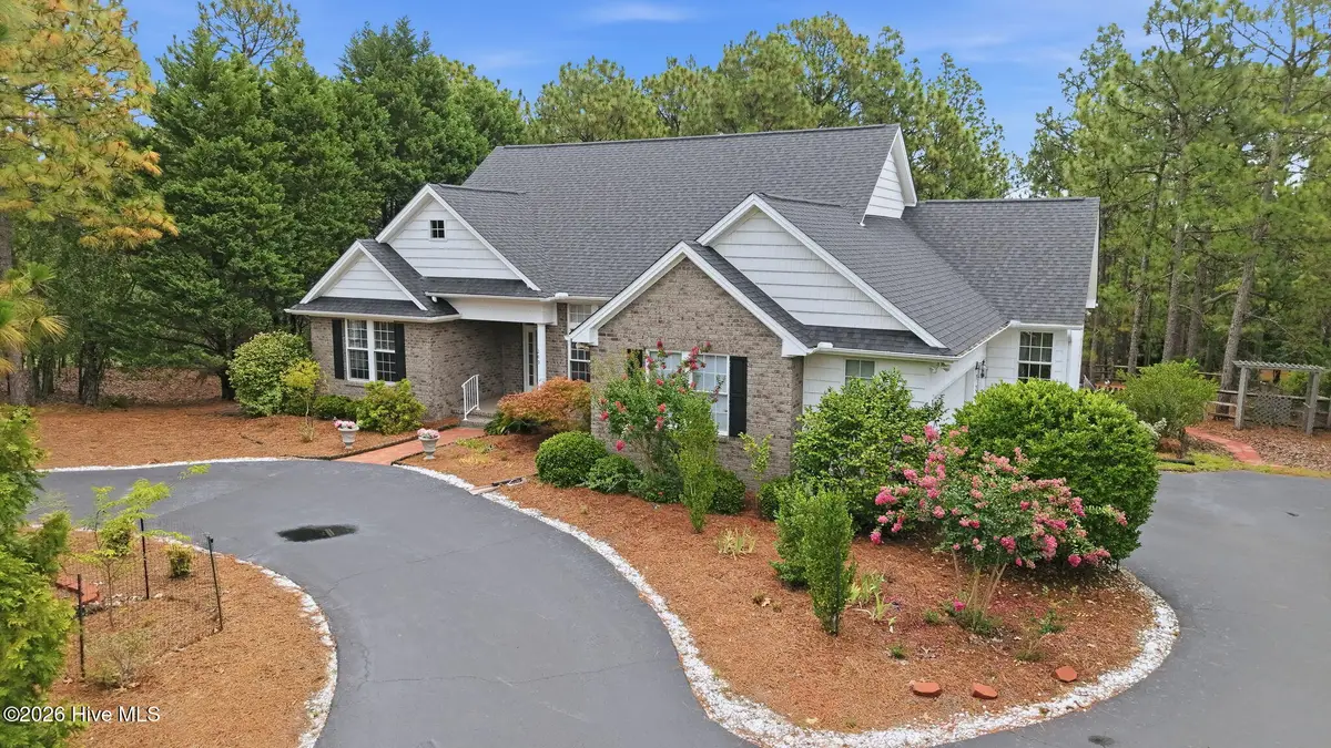209 Longleaf Drive, West End, NC 27376 - #1