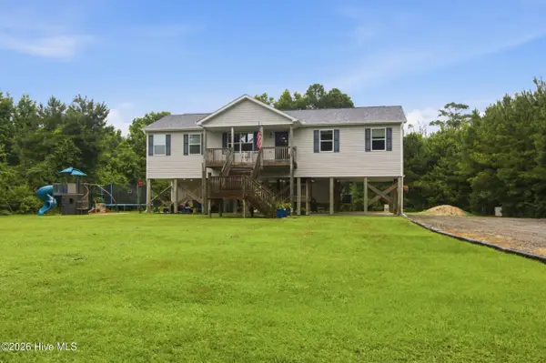 305 Tropical Trail, Beaufort, NC 28516