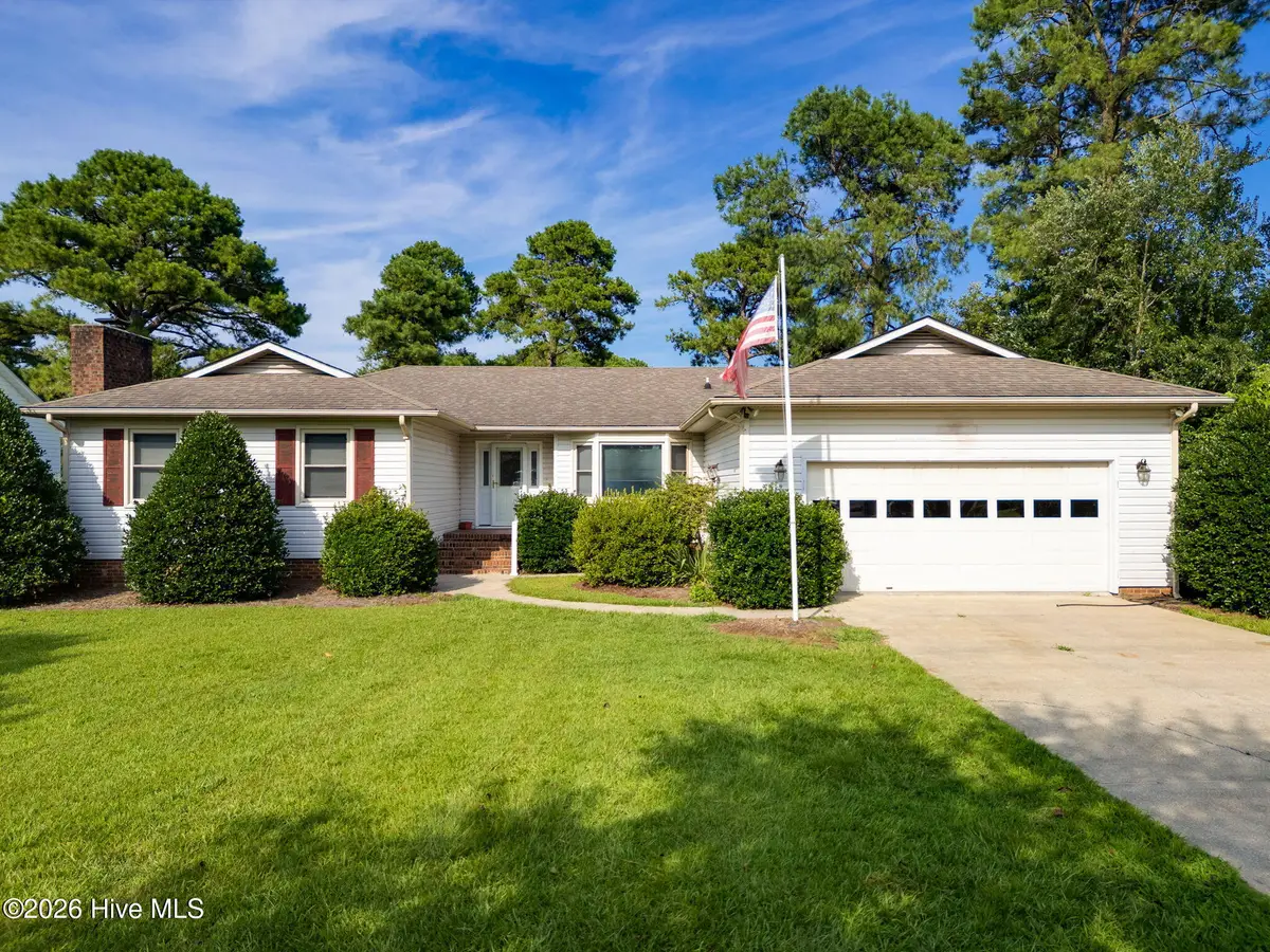 1011 Pelican Drive, New Bern, NC 28560 - #1