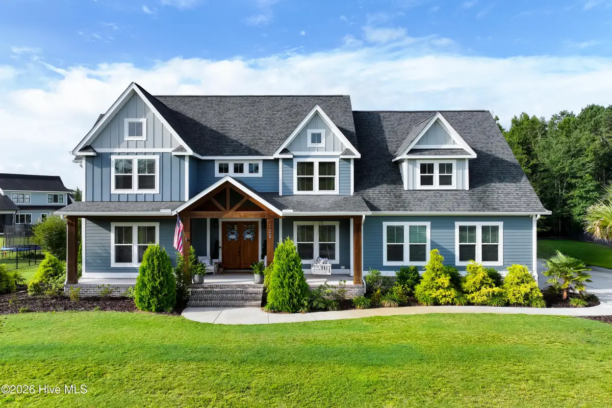 125 W Colonnade Drive, Hampstead, NC 28443 - #1