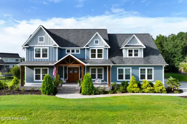 125 W Colonnade Drive, Hampstead, NC 28443