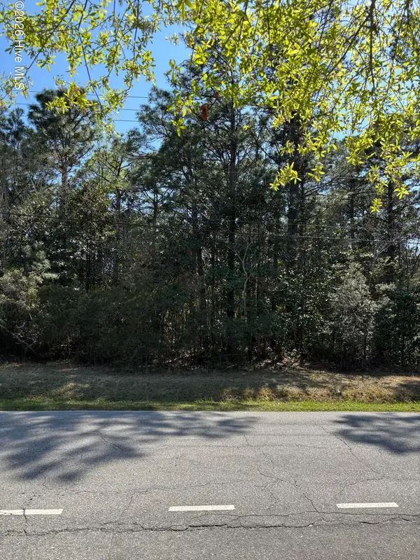 7134 Masonboro Sound Road, Wilmington, NC 28409