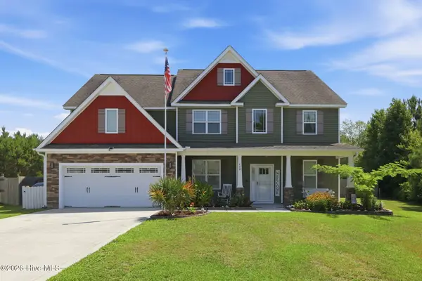 402 Canoe Lane, Swansboro, NC 28584