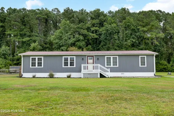 424 Old Church Road, Swansboro, NC 28584