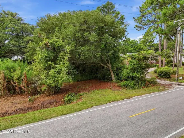 201 Golden Road, Wilmington, NC 28409