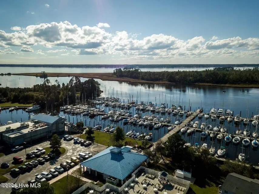 908 Point Court, New Bern, NC 28560 - #3