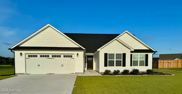 810 Calebs Creek Court, Maysville, NC 28555