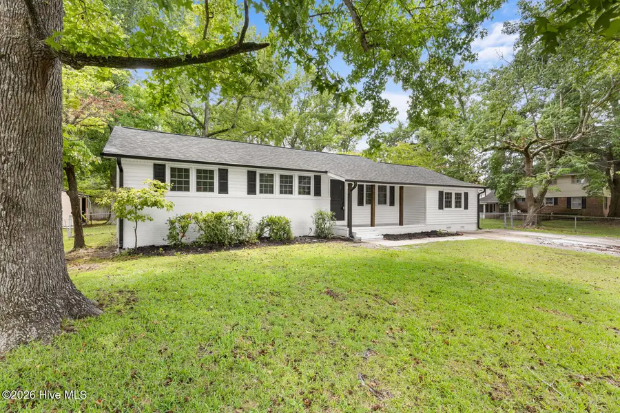 2915 Northwoods Drive, Jacksonville, NC 28540 - #3