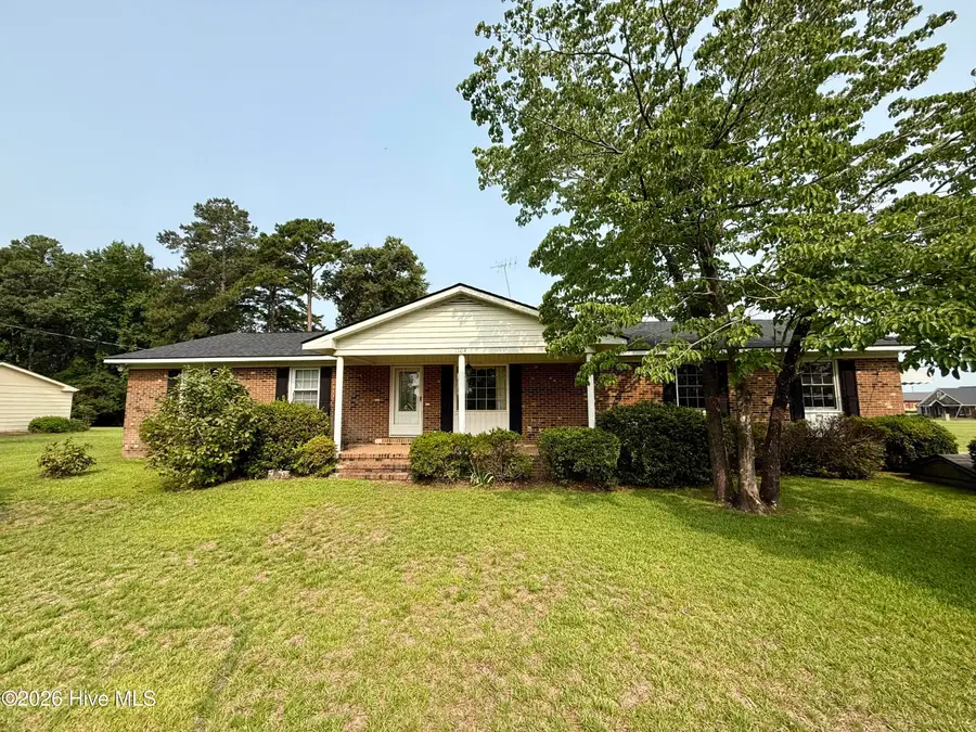 1104 Johnson Drive, Williamston, NC 27892 - #3