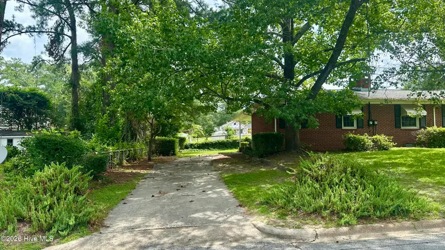 101 E Vance Street, Williamston, NC 27892 - #3