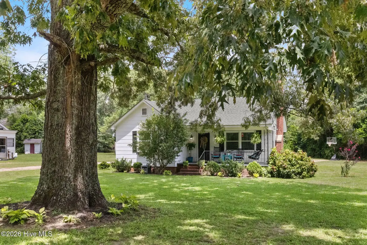 420 E Wise Street, Trenton, SC 29847 - #1