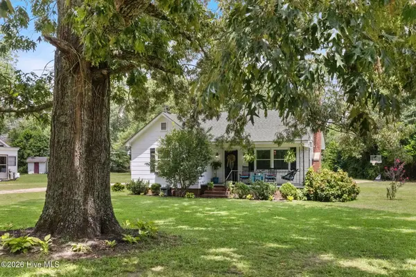 420 E Wise Street, Trenton, SC 29847