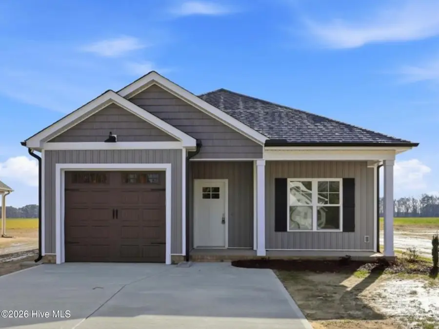 606 S Vance Street, Fremont, NC 27830 - #3
