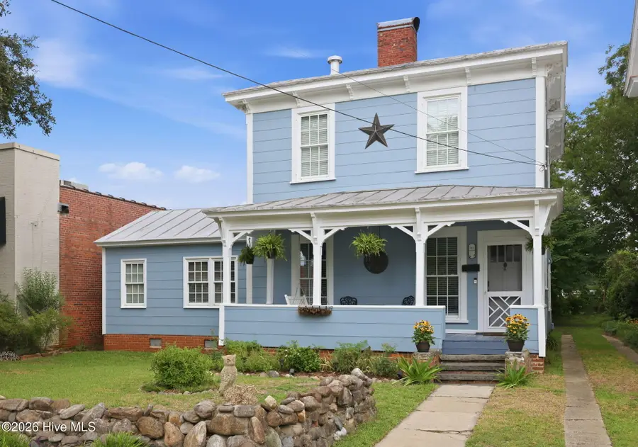 122 E 2nd Street, Washington, NC 27889 - #2