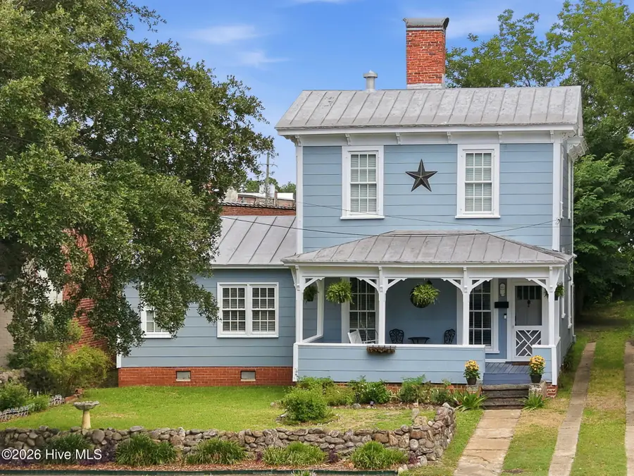 122 E 2nd Street, Washington, NC 27889 - #3