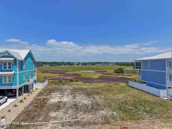 1016 Ocean Boulevard W, Holden Beach, NC 28462