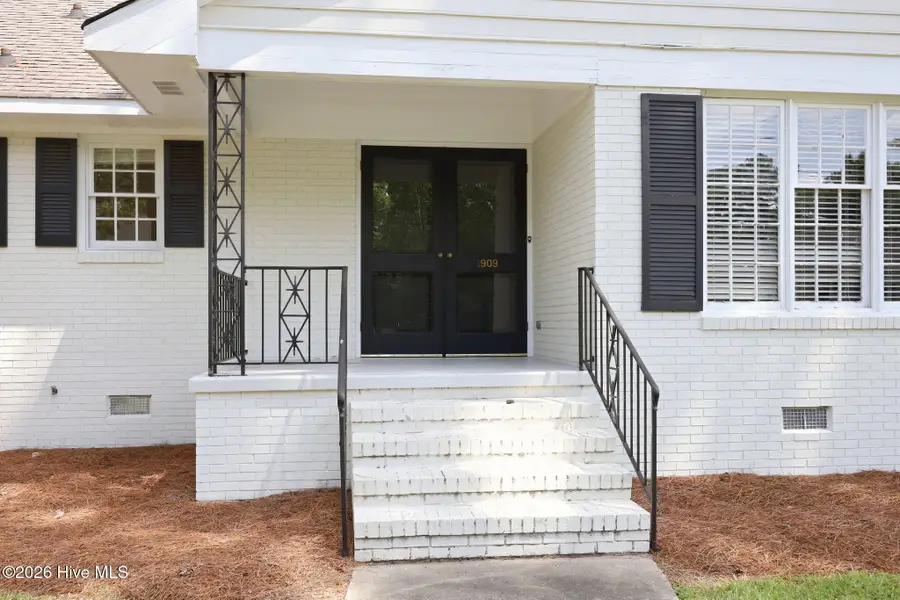 1909 York Street, Kinston, NC 28504 - #3