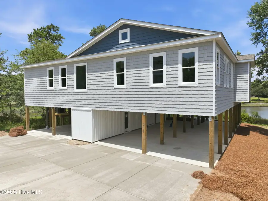 204 Ashley Place, Swansboro, NC 28584 - #2