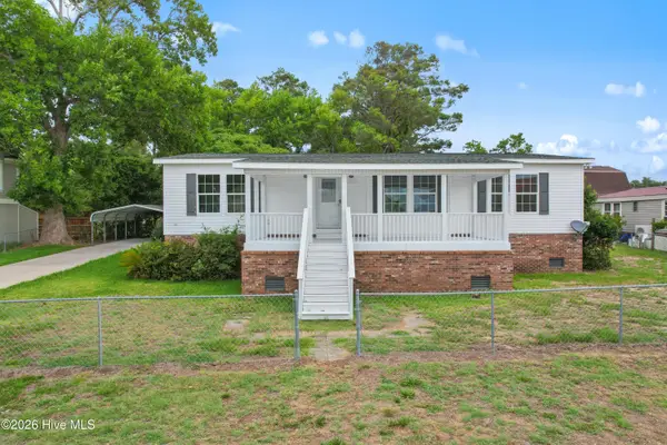 3224 Seacrest Avenue Sw, Supply, NC 28462