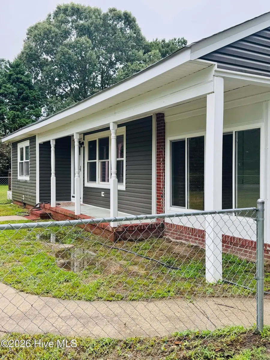 111 Ferry Road, Elizabeth City, NC 27909 - #2