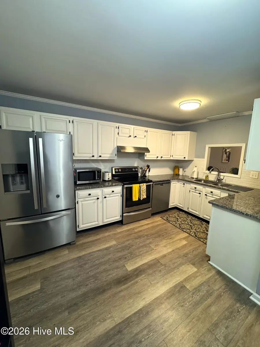 2 Palmetto Place, Greenville, NC 27858 - #2