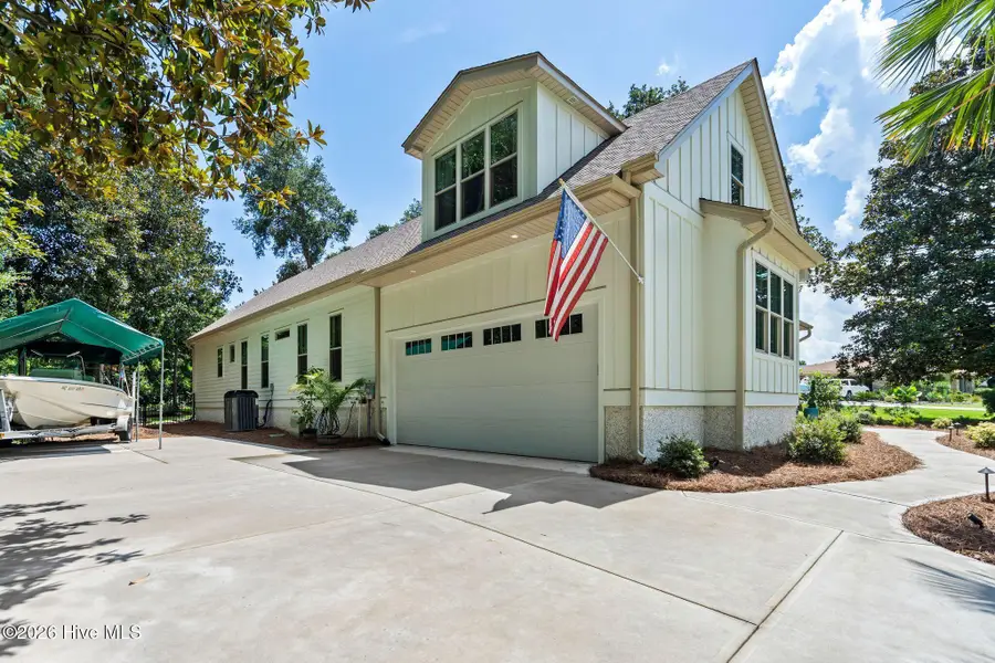 204 Gull Road, Hampstead, NC 28443 - #2