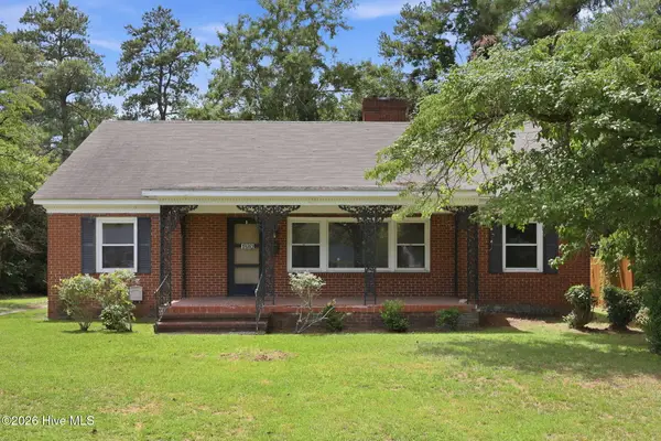 1502 N Queen Street, Kinston, NC 28501