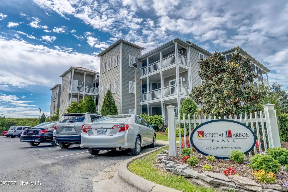 300 Midyette Street # A1, Oriental, NC 28571 - #1