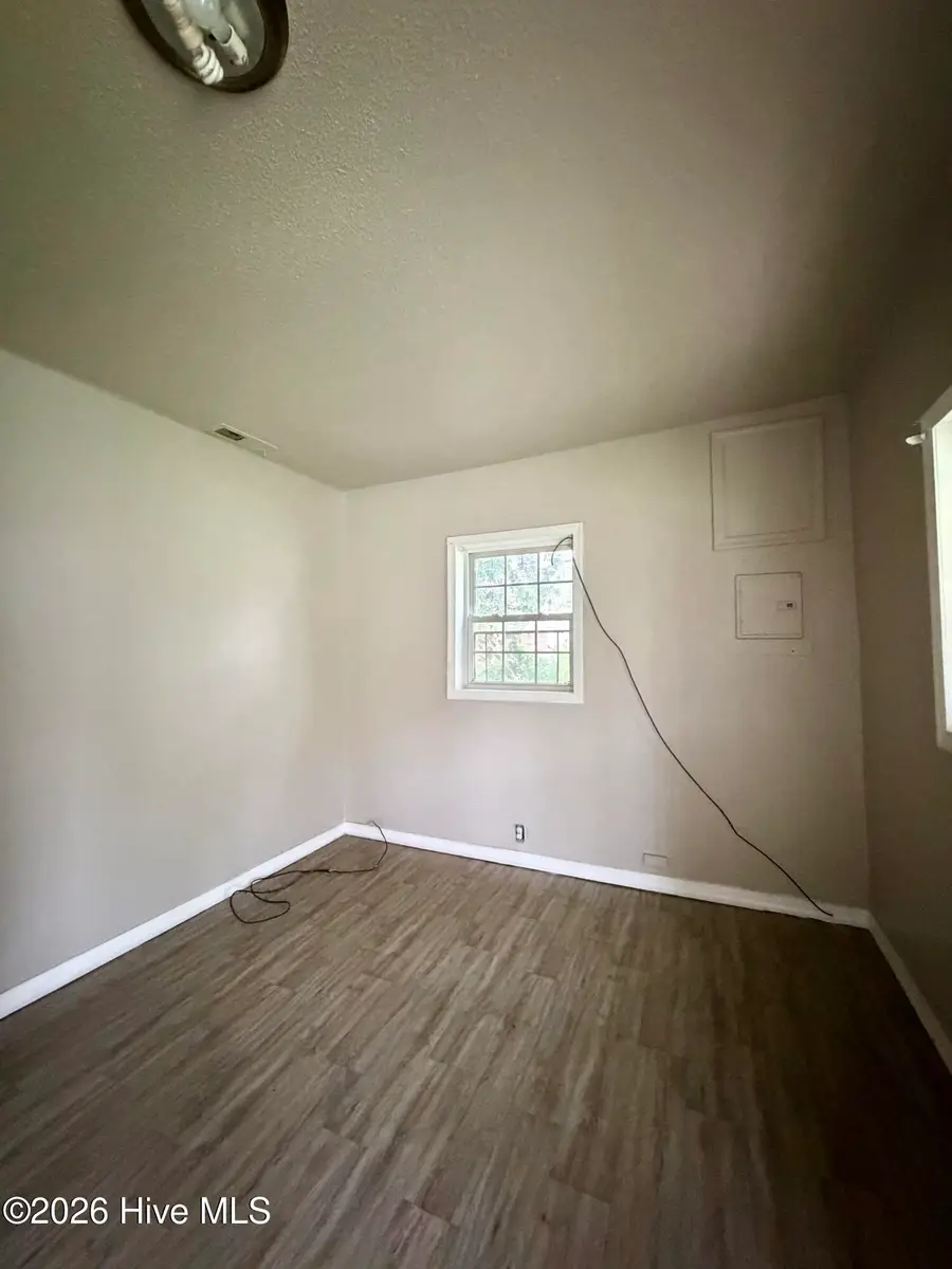 207 E Peterson Street, Edenton, NC 27932 - #3