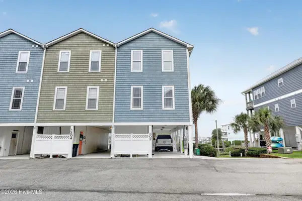 302 Vesta Court, Surf City, NC 28445