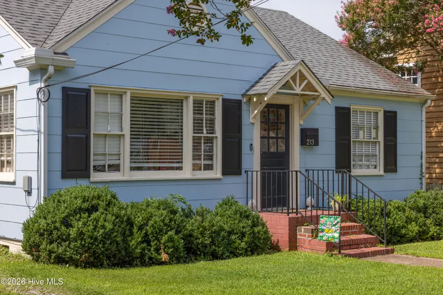 213 W Church Street, Edenton, NC 27932 - #2