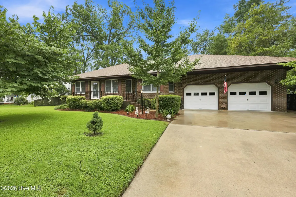 1113 Riverside Avenue, Elizabeth City, NC 27909 - #1