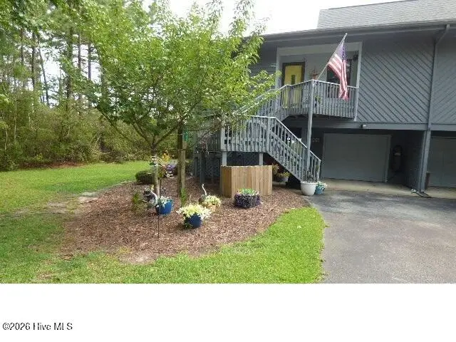10082 Windward Drive, New Bern, NC 28560 - #1