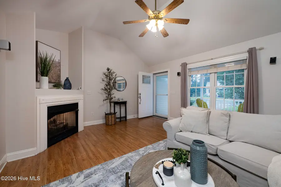122 Laura Drive, New Bern, NC 28562 - #2