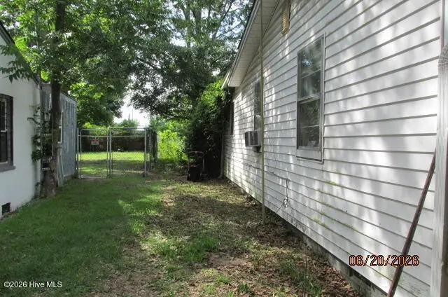 2304 North Street, Lumberton, NC 28358 - #3