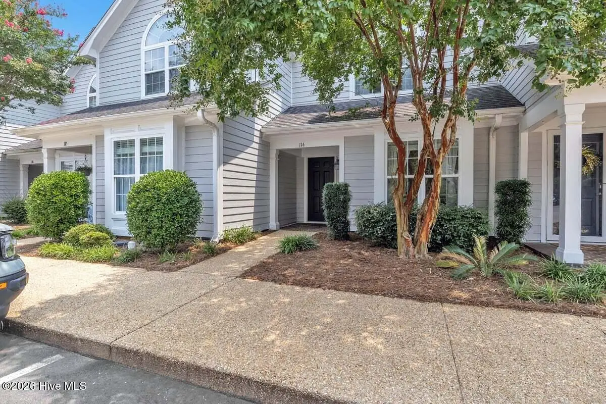 6211 Wrightsville Avenue #Apt 114, Wilmington, NC 28403 - #1