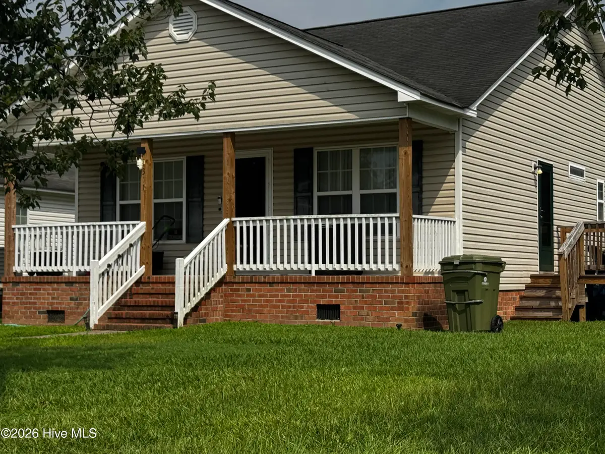 311 Fleming Street, Washington, NC 27889 - #1