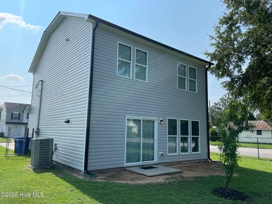 212 Manchester Street Se, Wilson, NC 27893 - #3