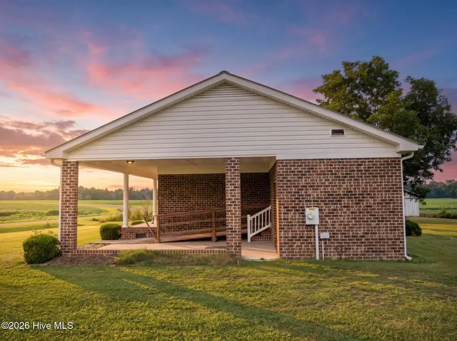 424 Wilcox Road, Kinston, NC 28501 - #3