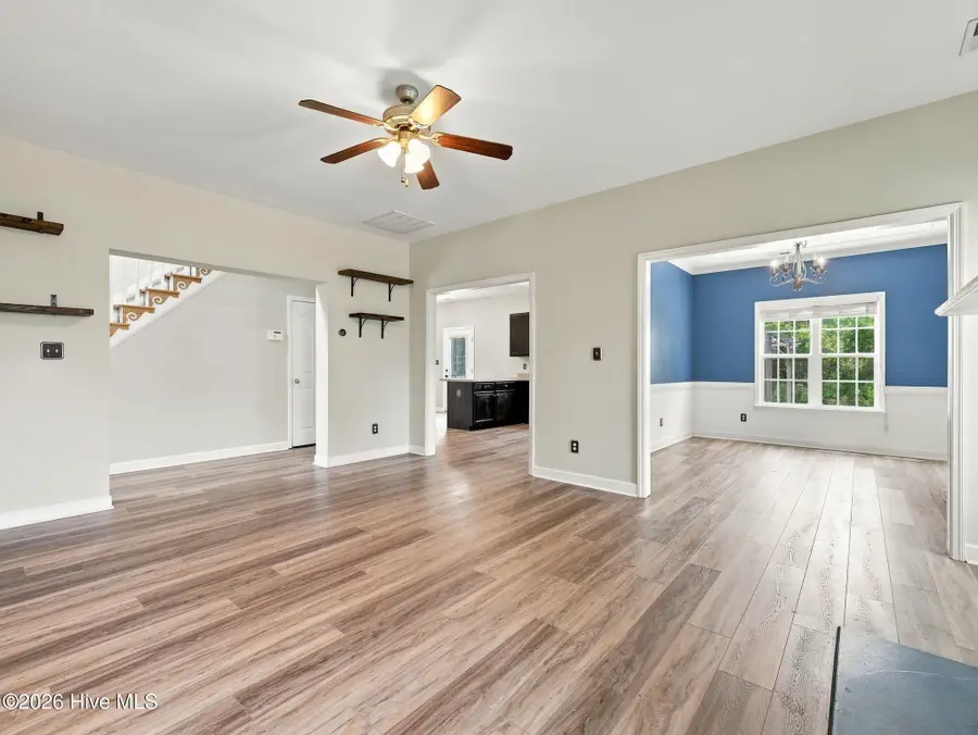 302 Squire Court, Maple Hill, NC 28454 - #3