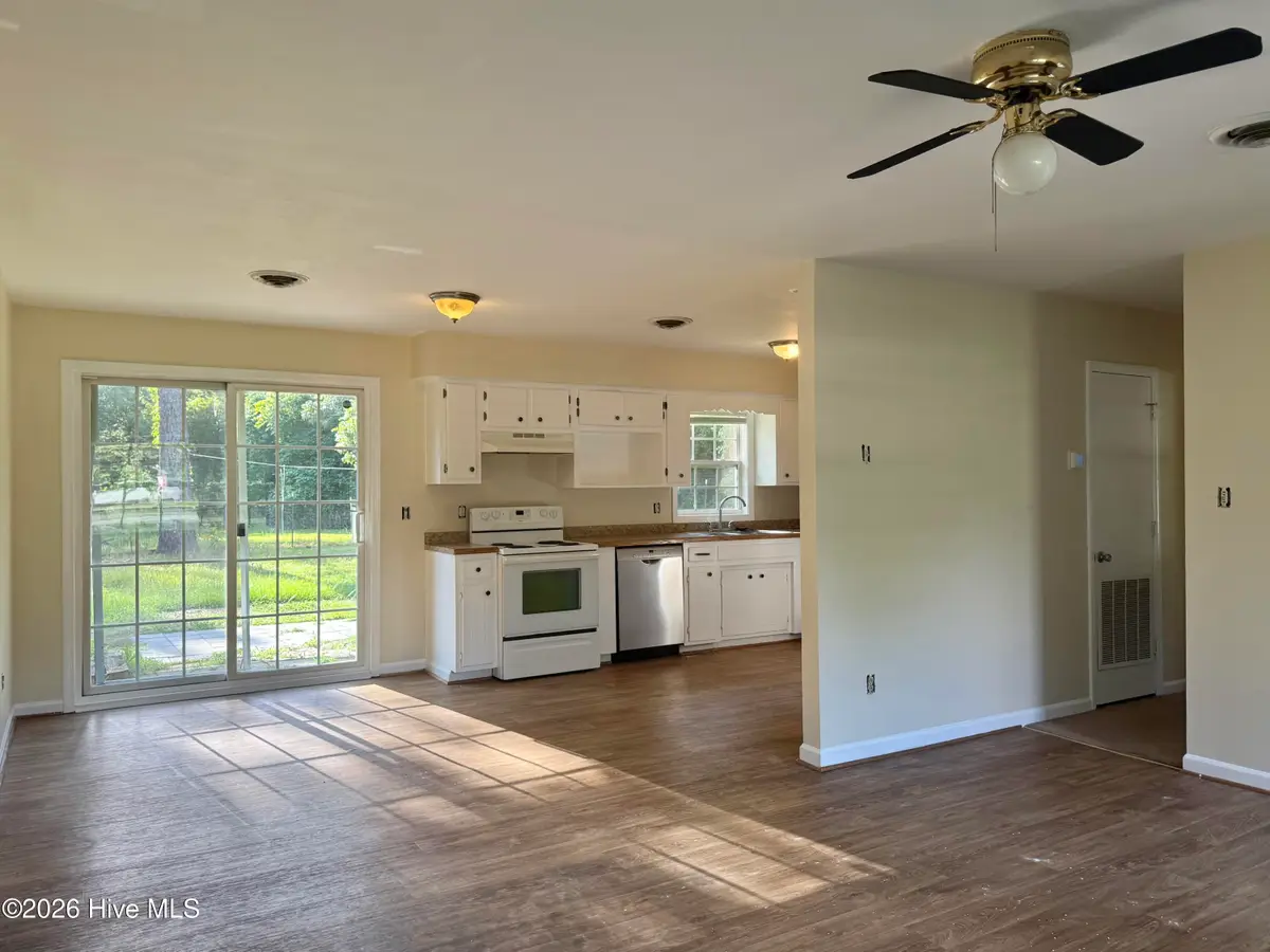 792 Broad Creek Road, New Bern, NC 28560 - #1