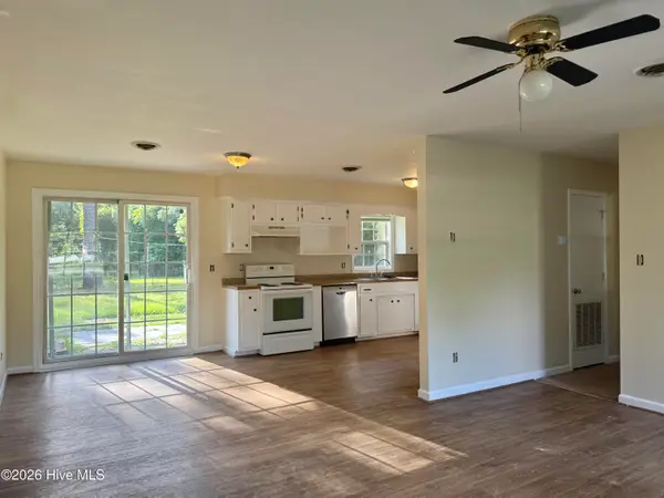 792 Broad Creek Road, New Bern, NC 28560