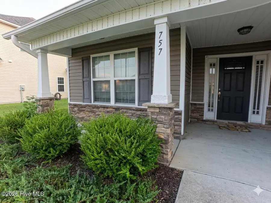 757 Radiant Drive, Jacksonville, NC 28546 - #2