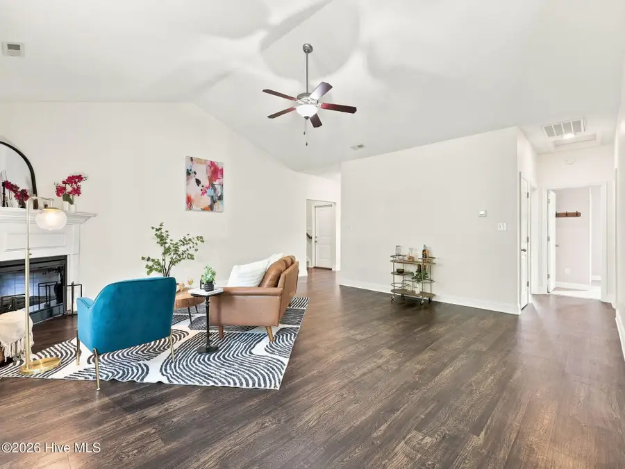815 Tuscarora Trail, Jacksonville, NC 28546 - #2