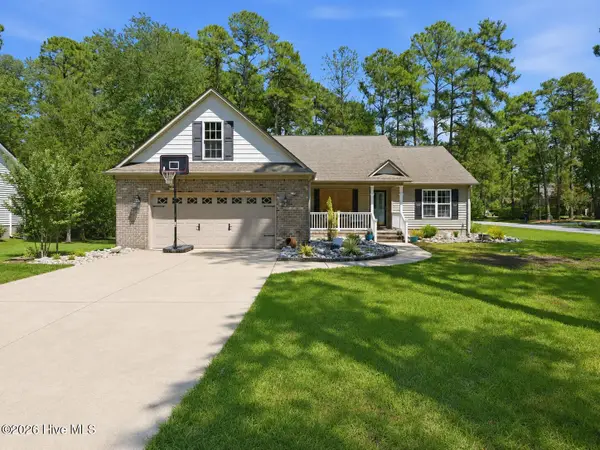 900 Nautilus Court, New Bern, NC 28560