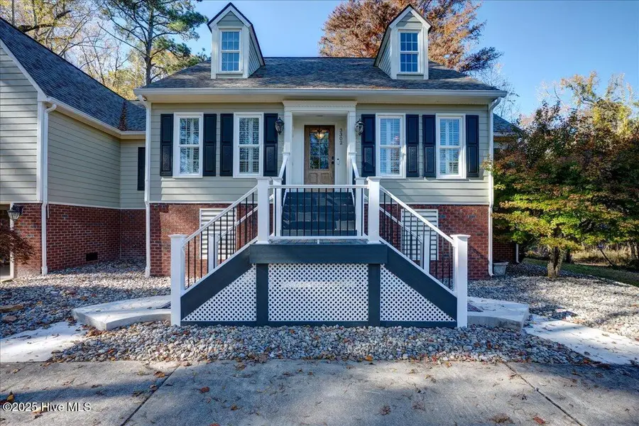 3302 Country Club Road, Trent Woods, NC 28562 - #2